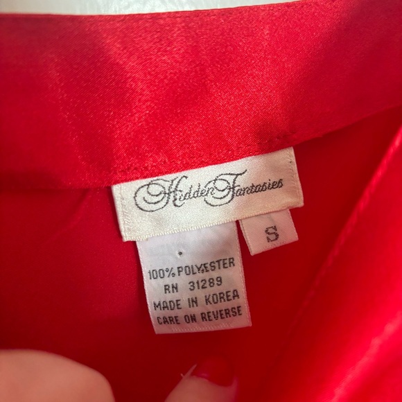 Vintage 90s Hidden Fantasies Dreamin' Of You Red Satin Two-Piece Sleepwear Set - Picture 5 of 13
